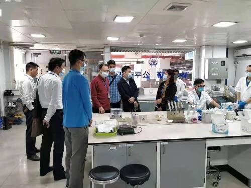 廣州荔灣區(qū)市場(chǎng)監(jiān)管局 組織黃沙水產(chǎn)市場(chǎng)快檢業(yè)務(wù)培訓(xùn)